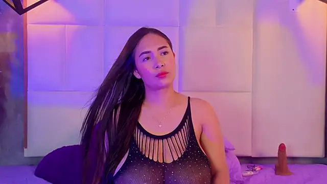 Snapshot of Violetta_rose_ chatting on June 26, 2026, 11:53 pm Violetta rose online show from June 26, 2026, 11:53 pm