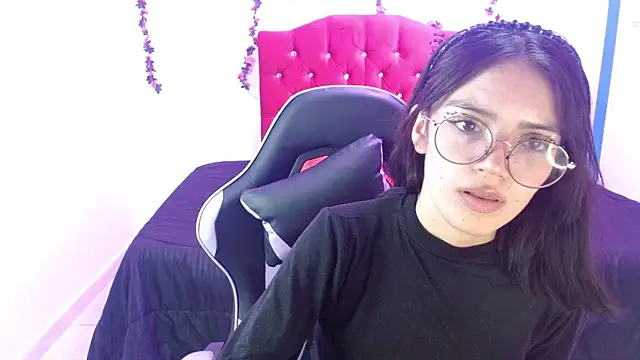 jaide16092020 online show from April 30, 2026, 8:48 pm