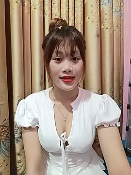 Snapshot of Ly-sexyy chatting on June 18, 2026, 6:01 pm Ly-sexyy online show from June 18, 2026, 6:01 pm
