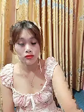 Snapshot of Ly-sexyy chatting on July 13, 2026, 6:11 pm Ly-sexyy online show from July 13, 2026, 6:11 pm