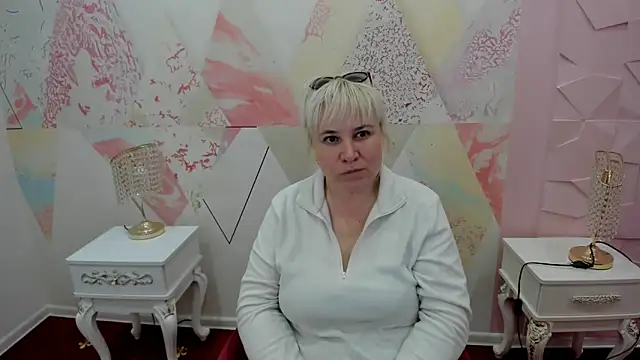 Elzasunset online show from April 21, 2026, 7:58 am