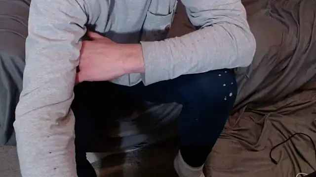 studlyhardwoodd online show from April 21, 2026, 10:10 am