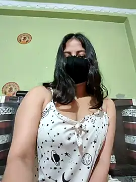 Snapshot of Priya_9945 chatting on June 23, 2026, 4:10 am Priya 9945 online show from June 23, 2026, 4:10 am