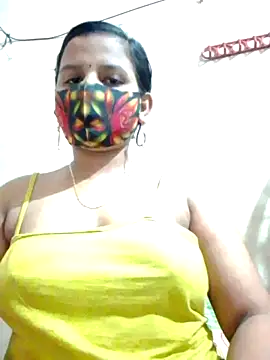 Nigar Hatun online show from April 22, 2026, 5:03 pm