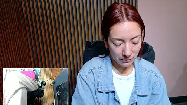 Snapshot of MissOffice_ chatting on July 6, 2026, 11:40 am MissOffice online show from July 6, 2026, 11:40 am
