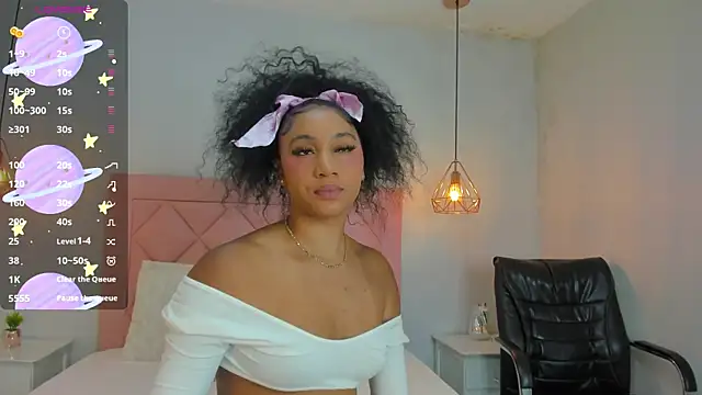 ashley  walker online show from July 22, 2026, 3:53 am