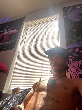 DaimondRuby online show from April 21, 2026, 5:39 pm