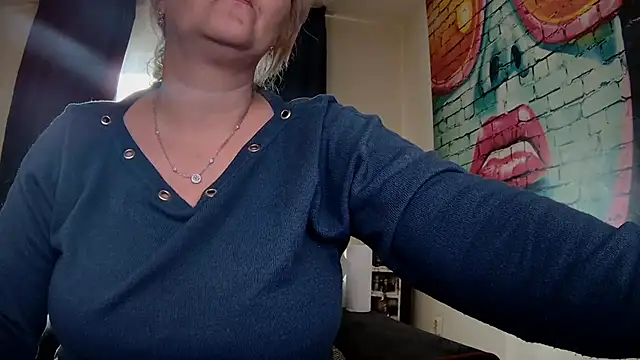 Divineblond online show from January 29, 2025, 9:55 am