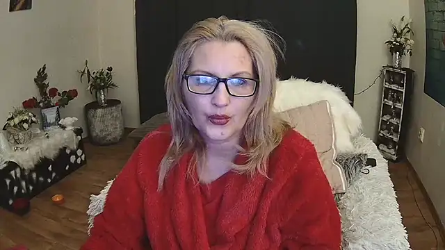 Divineblond online show from February 8, 2025, 2:58 am