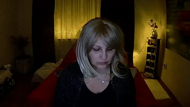 Divineblond online show from February 19, 2025, 10:31 pm
