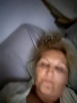 Divineblond online show from September 26, 2025, 5:28 pm