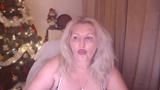 Divineblond online show from December 2, 2025, 9:21 pm