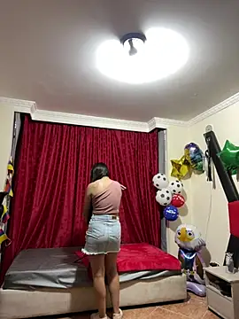 SamiiContreras  online show from July 15, 2026, 11:04 am