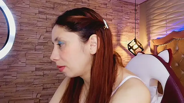 Snapshot of stephaniesun_ chatting on May 4, 2026, 12:12 pm stephaniesun online show from May 4, 2026, 12:12 pm