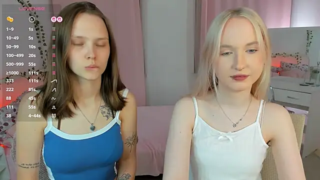 lisaluve online show from May 24, 2026, 9:53 pm