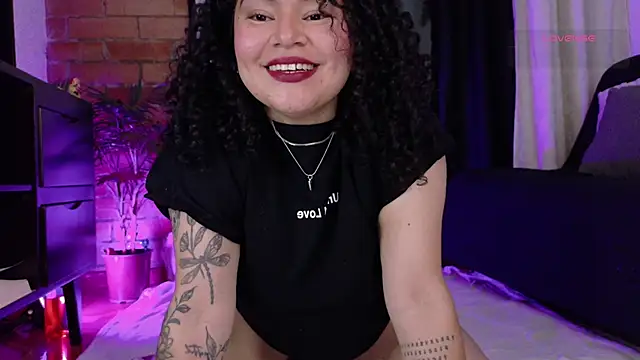 Snapshot of MissBronte chatting on April 30, 2026, 12:50 am MissBronte online show from April 30, 2026, 12:50 am
