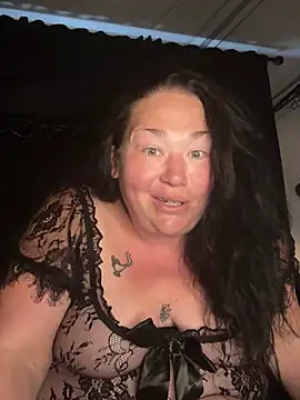chelledark online show from June 10, 2026, 5:12 pm
