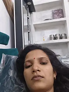 Snapshot of SS_sanjna chatting on June 5, 2026, 6:52 am SS sanjna online show from June 5, 2026, 6:52 am