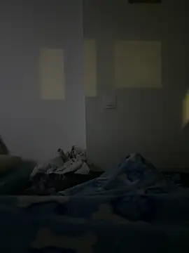 laminar03 online show from April 24, 2026, 9:28 pm