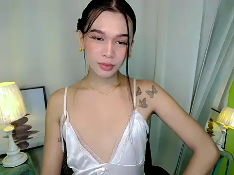Snapshot of Ms_Aicaxxx chatting on May 21, 2026, 2:35 pm Ms Aicaxxx online show from May 21, 2026, 2:35 pm