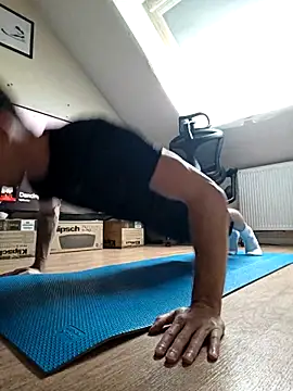 Osuleom29 online show from April 26, 2026, 3:10 pm