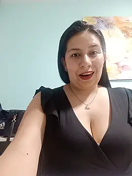 Snapshot of lalifriller chatting on May 19, 2026, 5:52 pm lalifriller online show from May 19, 2026, 5:52 pm
