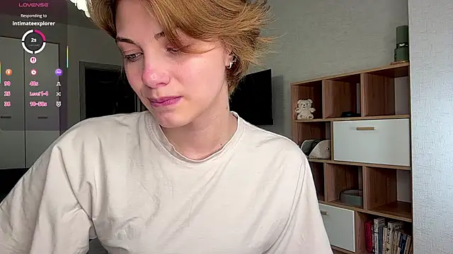 LinaFlamie online show from July 15, 2026, 3:17 pm