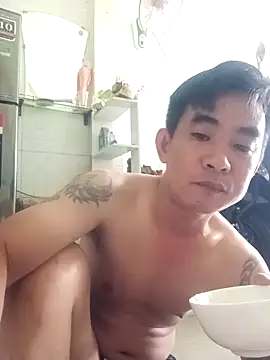 michchile online show from April 30, 2026, 5:25 am