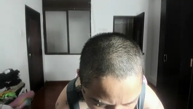 romina23 online show from April 27, 2026, 8:07 pm