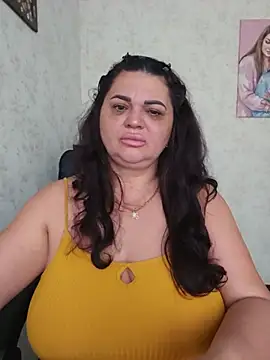 -CUTE-EVVIL- online show from July 7, 2026, 7:34 am