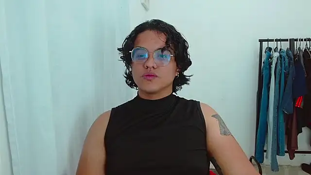 Diane exotic online show from June 10, 2026, 11:46 pm