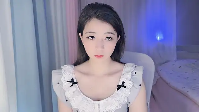 amy-6668 online show from May 10, 2026, 3:55 am