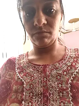 junera online show from April 30, 2026, 6:53 am