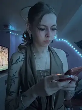 Lina-420 online show from June 11, 2026, 7:12 pm