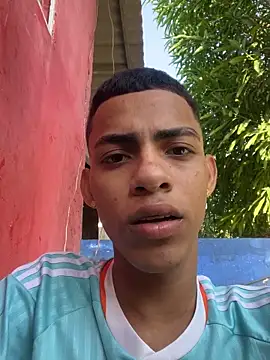 Snapshot of Antonelo_blake chatting on May 9, 2026, 12:10 pm Antonelo blake online show from May 9, 2026, 12:10 pm
