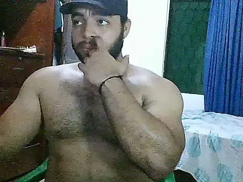 Snapshot of Bearmachin chatting on June 20, 2026, 3:09 am Bearmachin online show from June 20, 2026, 3:09 am