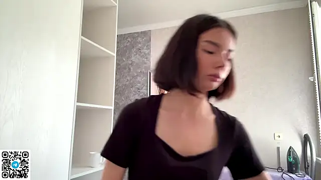 MarylnMonnier online show from May 30, 2026, 8:11 am