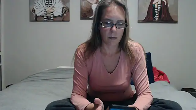 Snapshot of blondiesin50 chatting on June 15, 2026, 6:10 pm blondiesin50 online show from June 15, 2026, 6:10 pm