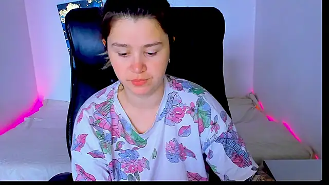 Natali Secret online show from May 21, 2026, 11:06 am