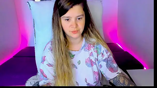 Natali Secret online show from June 22, 2026, 1:19 pm