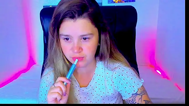 Natali Secret online show from August 4, 2026, 9:56 am