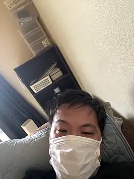 chinko1234 online show from April 27, 2026, 2:42 am