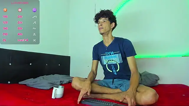 liammendoza98 online show from April 28, 2026, 11:04 am