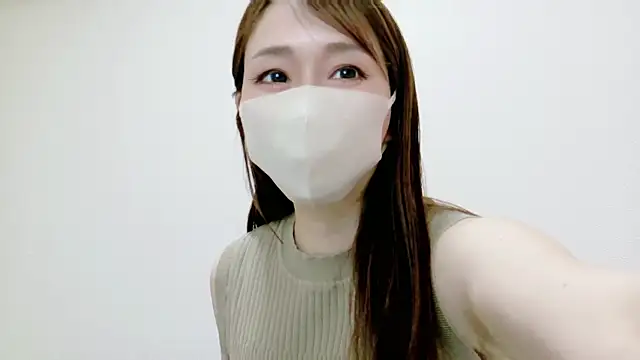 momoka  o0 online show from June 20, 2026, 4:26 am