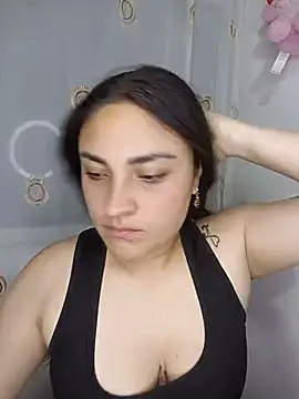 Snapshot of -brendda- chatting on July 17, 2026, 3:24 am -brendda- online show from July 17, 2026, 3:24 am