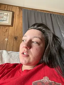 MindyMaeeee online show from April 27, 2026, 5:33 pm