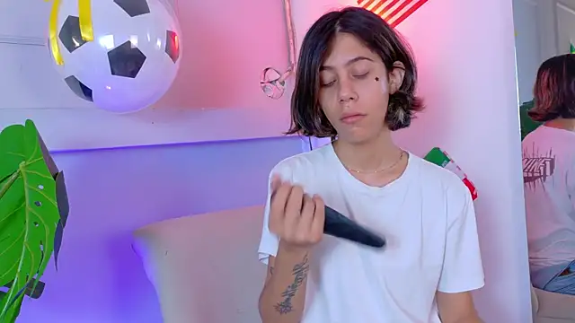 ZoeyPetit online show from July 12, 2026, 2:30 pm