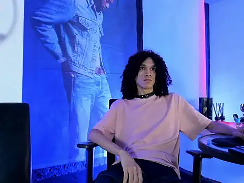 anddy hugecock online show from June 1, 2026, 1:13 pm