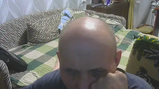 Ameli5689 online show from April 30, 2026, 8:37 pm