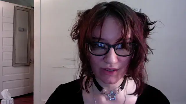AnnywnBelle online show from May 1, 2026, 10:03 pm